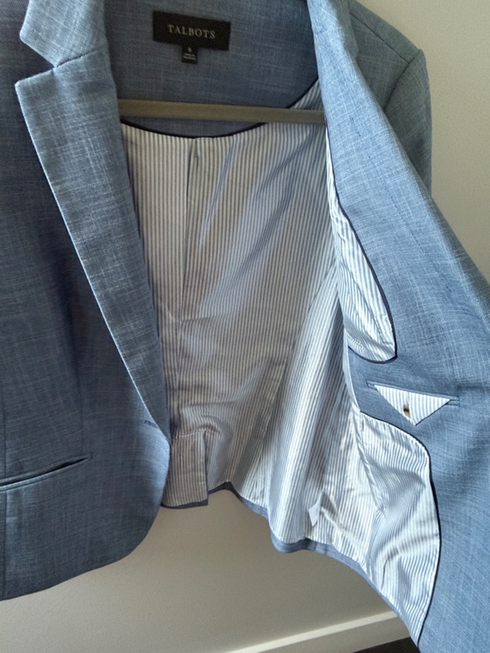 Talbots Blue Single-Button Notch Lapel Blazer - Picture 3 of 8